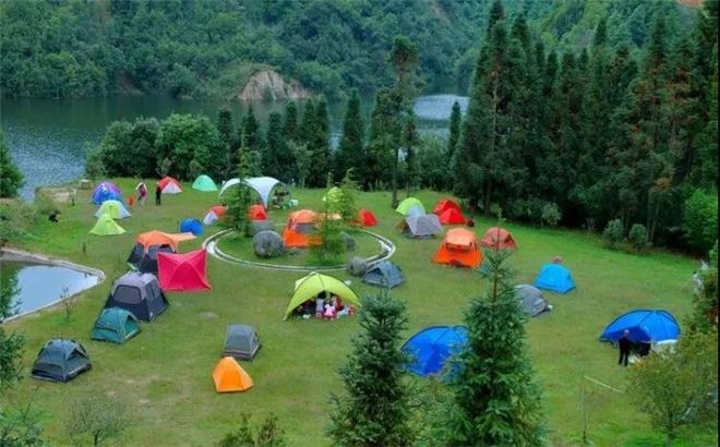到个旧白云山水库 露营野炊看星星，享受大自然的宠爱