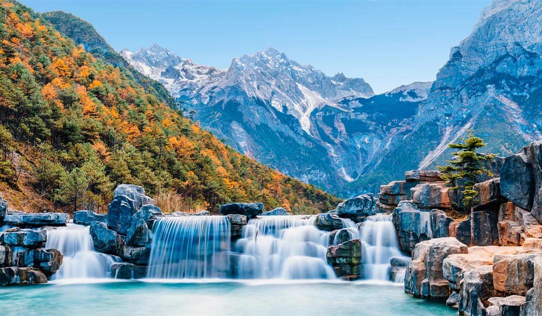 穿越中国最美高原牧场体验  你会获得超乎想象的乐趣