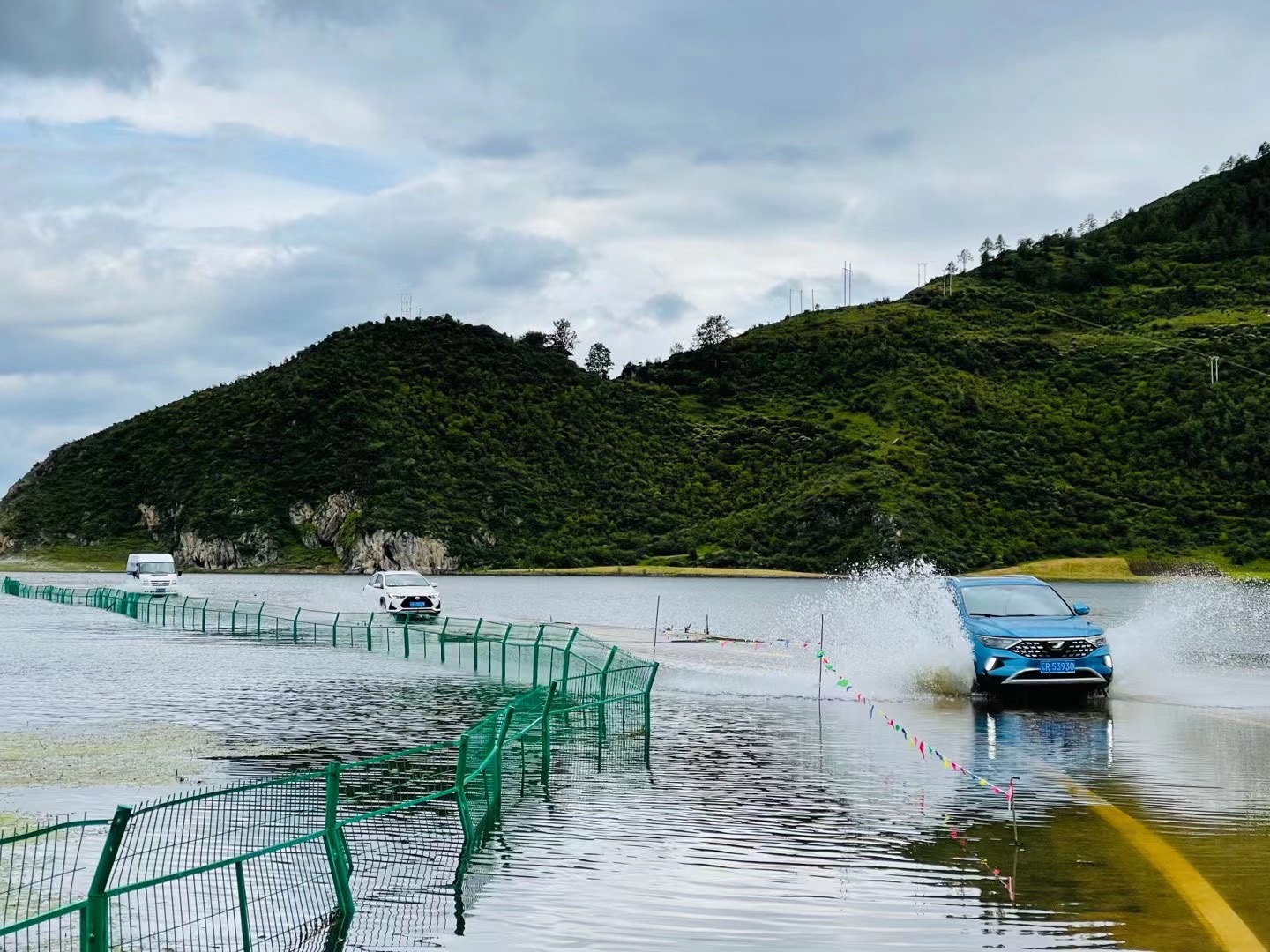 云南纳帕海团建