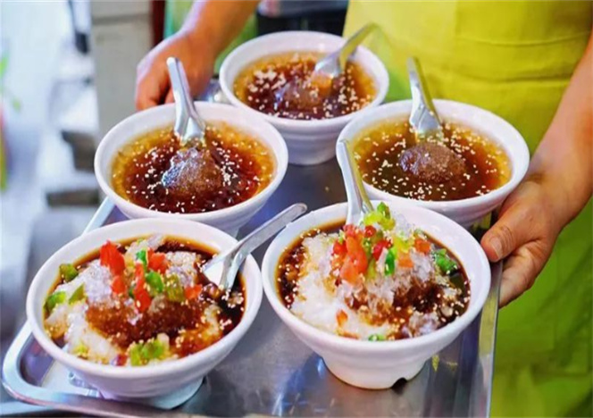  夏季在云南，这些特色美食最受热捧